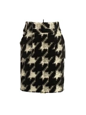 GO International Ebony Black/Gray/White
Abstract Print Corduroy Skirt. Sz 7 NWT!